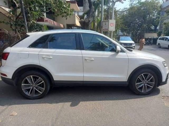 https://images10.gaadi.com/usedcar_image/4069754/original/processed_72e93361955d1d8fac217fcc1463fbaa.jpg?imwidth=6401