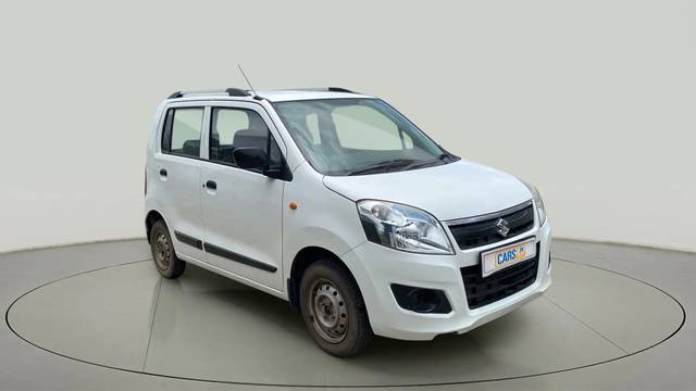 https://images10.gaadi.com/usedcar_image/4070023/original/f2109a96478ee9ba94b71639e9c73610.jpg?imwidth=6400