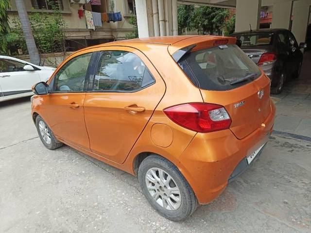 https://images10.gaadi.com/usedcar_image/4070200/original/processed_baa219e2-54f3-46da-80d4-e37077087475.jpg?imwidth=6402