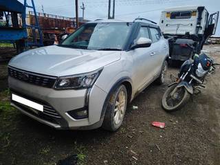 Mahindra XUV300 Mahindra XUV300 W8 BSVI