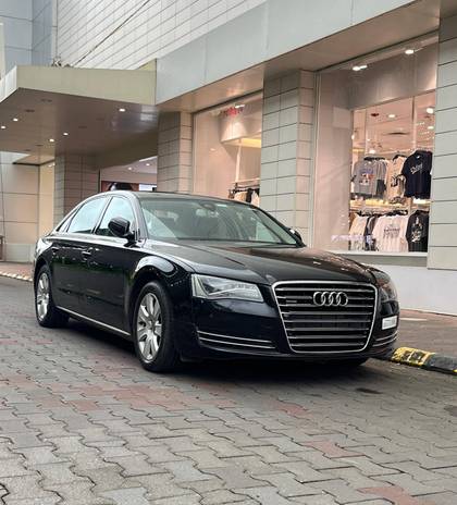 Audi A8 4.2 FSI quattro