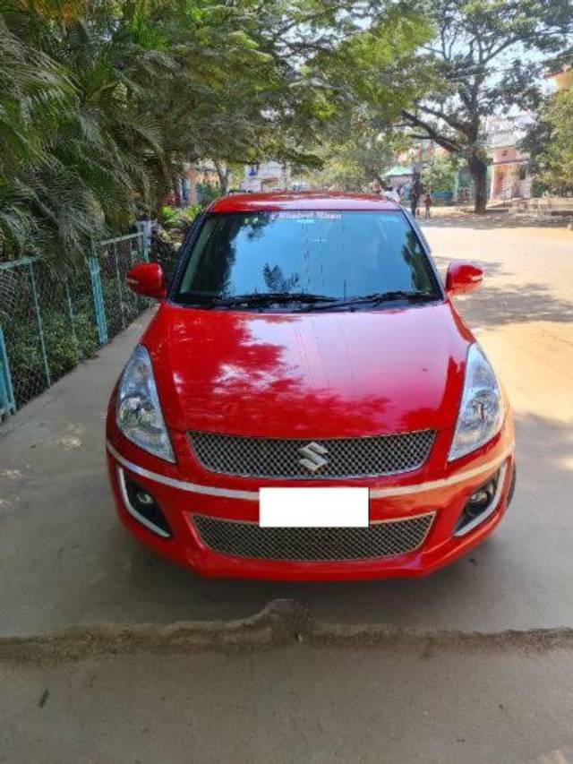 https://images10.gaadi.com/usedcar_image/4070789/original/processed_e0fa46bc-0cc7-44de-b9ed-85fbe7384c87.jpg?imwidth=6400