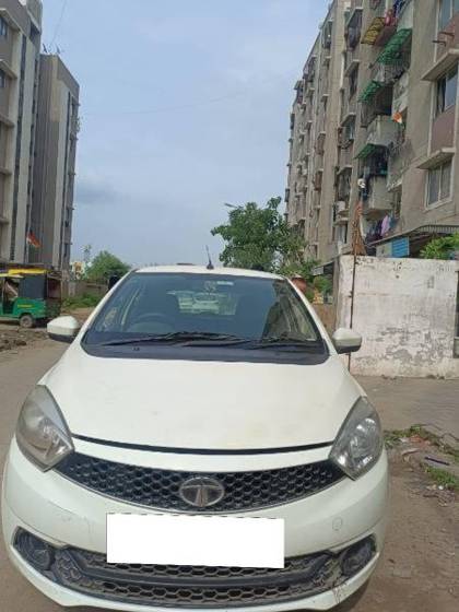 Tata Tiago 1.2 Revotron XT