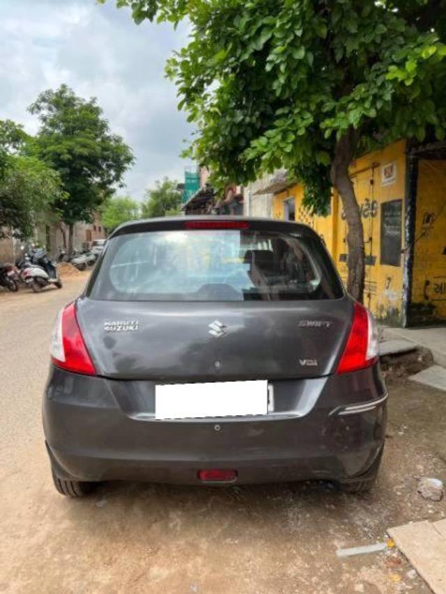 https://images10.gaadi.com/usedcar_image/4071592/original/processed_f671d141-8cb5-4122-84de-0386e78d9ecc.jpeg?imwidth=6401