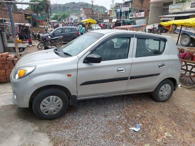 https://images10.gaadi.com/usedcar_image/4071749/original/processed_c60b0f78-29f5-42e6-a548-72e0199dfd38.jpg?imwidth=6400