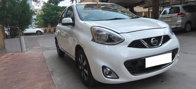 https://images10.gaadi.com/usedcar_image/4071891/original/processed_206f752270a89f330359bc5bffc90ad8.jpg?imwidth=6400