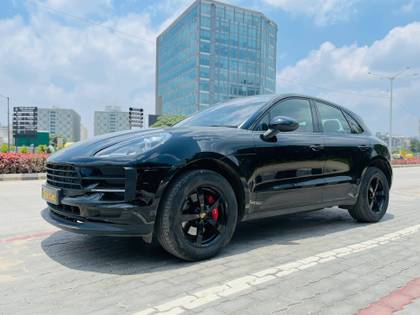 Porsche Macan Standard