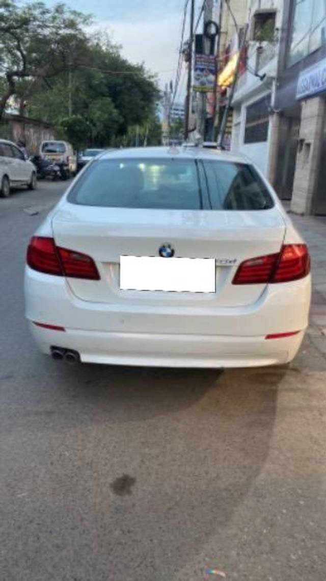 https://images10.gaadi.com/usedcar_image/4072254/original/processed_d09e0bdc-5a4b-4190-b541-54f752dce0e6.jpeg?imwidth=6402