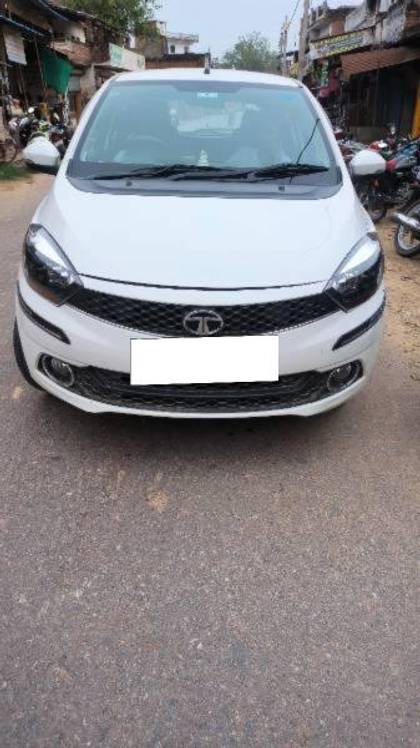 Tata Tiago 1.2 Revotron XZ Plus