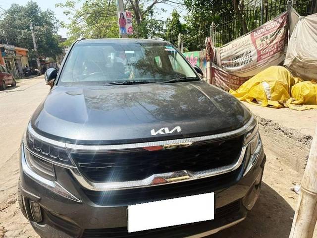 https://images10.gaadi.com/usedcar_image/4072281/original/processed_1c0c18b6-3eed-43c8-8801-7c3631743868.jpeg?imwidth=6400