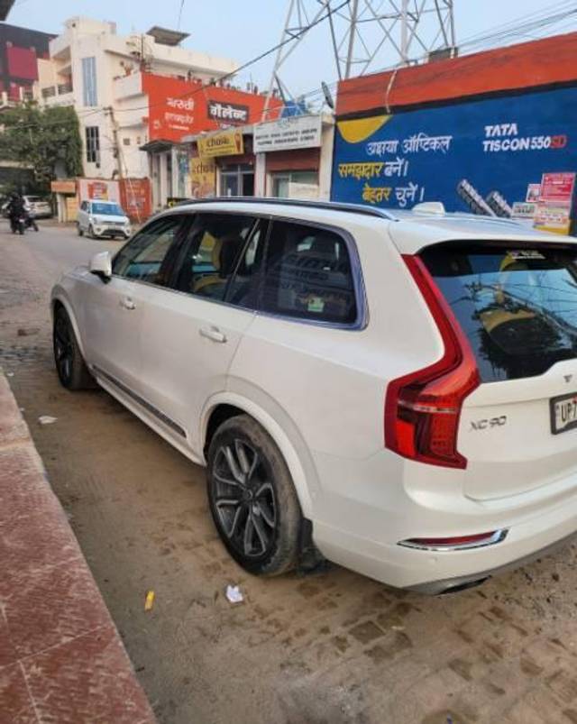 https://images10.gaadi.com/usedcar_image/4072816/original/processed_3b8389d2-90fb-471d-9f8f-5f0b9521ff12.jpg?imwidth=6402