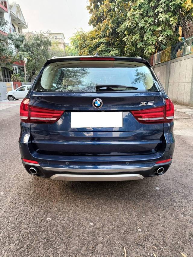 https://images10.gaadi.com/usedcar_image/4072842/original/processed_5733f6af7001295b9fefd19b73fbbc05.jpeg?imwidth=6402