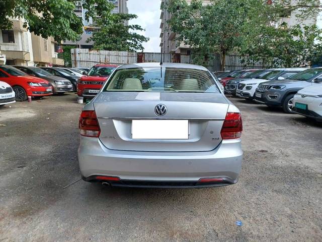 https://images10.gaadi.com/usedcar_image/4072857/original/processed_104496ef03753650eb901342d9243464.jpg?imwidth=6402