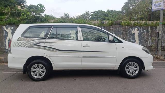 https://images10.gaadi.com/usedcar_image/4072936/original/processed_b63dd419924c1e96203173c3e754b467.jpg?imwidth=6401