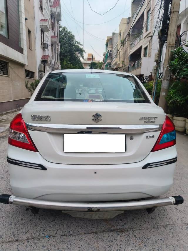 https://images10.gaadi.com/usedcar_image/4072980/original/processed_4752a5cc7c83b62d7d4ed4aa3a9f966f.jpeg?imwidth=6402