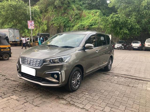 https://images10.gaadi.com/usedcar_image/4073308/original/processed_eecffdedb342da142bc63f9ec9643584.jpg?imwidth=6400