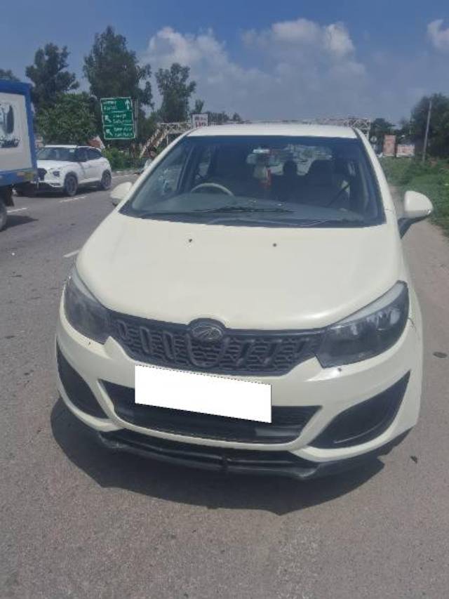 https://images10.gaadi.com/usedcar_image/4073864/original/processed_757e10cf-147f-4338-81c3-dd0a176dd4db.jpg?imwidth=6400