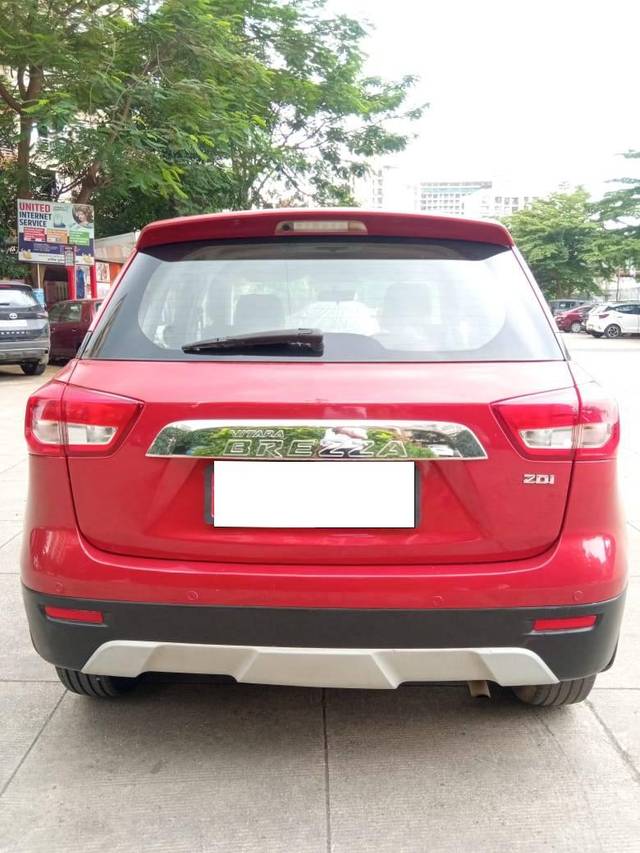 https://images10.gaadi.com/usedcar_image/4074135/original/processed_7b186ebbf8311d0dcf24aa6cbccd941e.jpg?imwidth=6401