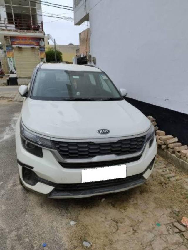 https://images10.gaadi.com/usedcar_image/4074330/original/processed_83e71493-5f1e-4165-b6d4-02fd242ca47d.jpg?imwidth=6400