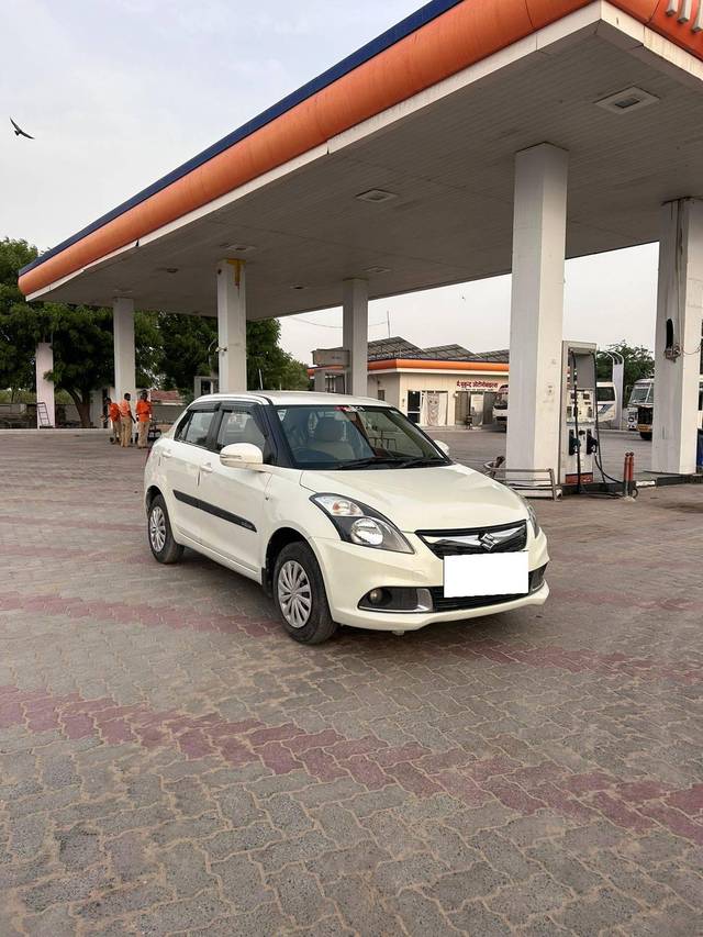 https://images10.gaadi.com/usedcar_image/4074434/original/processed_6629c47173dfcbd2c49da5012553c122.jpg?imwidth=6400