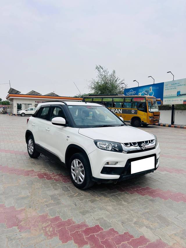 https://images10.gaadi.com/usedcar_image/4074444/original/processed_453ecc9e096df40b7dd003f46428bbb1.jpg?imwidth=6400