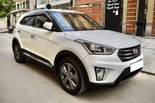 https://images10.gaadi.com/usedcar_image/4074452/original/processed_e71f710aff512052089258ac7d3bac56.jpg?imwidth=6400