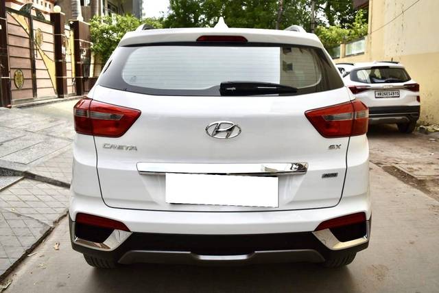 https://images10.gaadi.com/usedcar_image/4074452/original/processed_f372c22a476012e043c4d69e0f148715.jpg?imwidth=6402