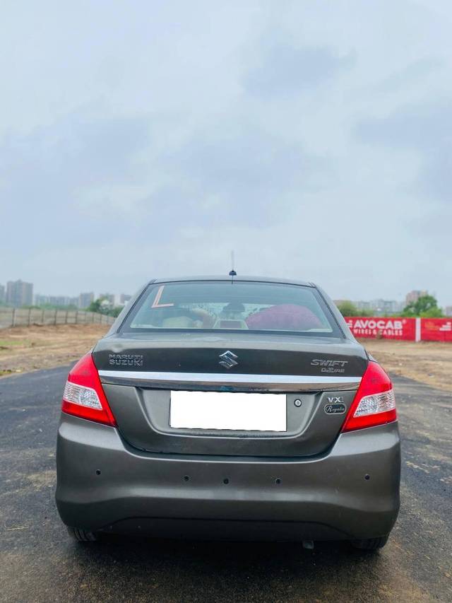 https://images10.gaadi.com/usedcar_image/4074471/original/processed_11fd3af6562cfb7f0f6a4c0299fc3106.jpg?imwidth=6402