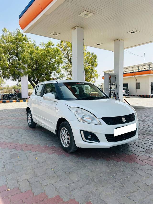 https://images10.gaadi.com/usedcar_image/4074500/original/processed_6887c28191ff2d2b129cfb3ac871f9e0.jpg?imwidth=6400