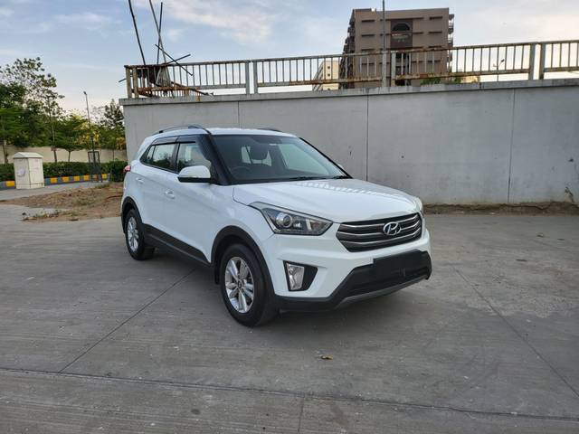 https://images10.gaadi.com/usedcar_image/4074732/original/5a7dbf2a4f20733bcc550b57e44e2173.jpg?imwidth=6400