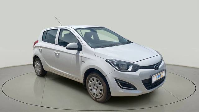 https://images10.gaadi.com/usedcar_image/4074770/original/14e99314d71a9d32dbda004488a2c243.jpg?imwidth=6400