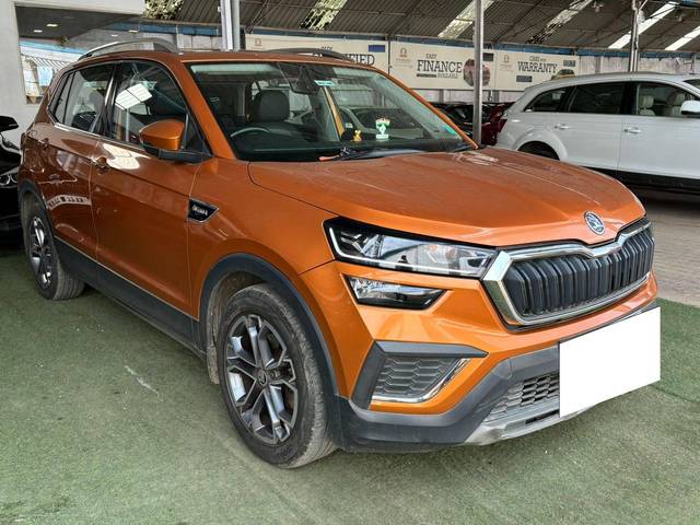 https://images10.gaadi.com/usedcar_image/4074799/original/processed_a78b83d91e17261c67cf2251f28fdcf8.jpg?imwidth=6400