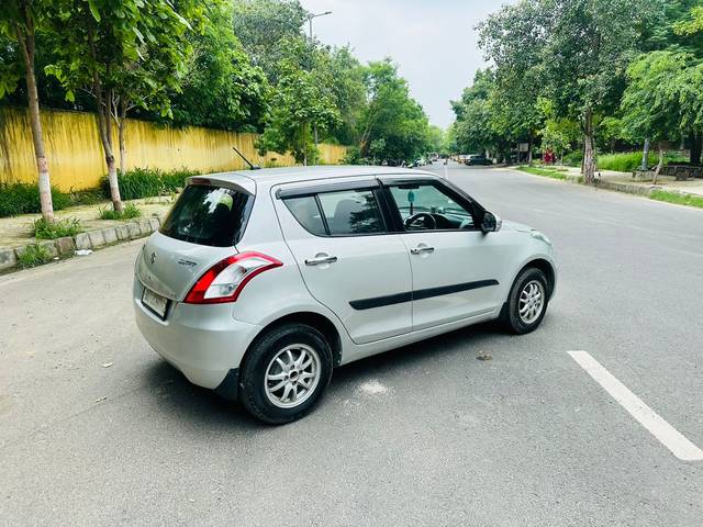 https://images10.gaadi.com/usedcar_image/4074821/original/79a38cc7ff6447e74653eafe73daab9f.jpg?imwidth=6402