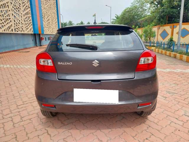 https://images10.gaadi.com/usedcar_image/4074967/original/processed_ee5995bc5286cfddc6f58397e75d8337.jpg?imwidth=6402