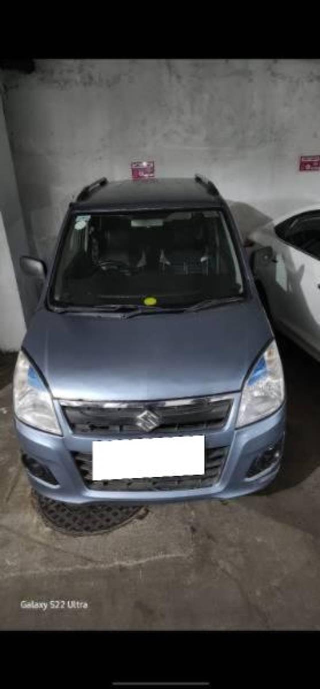 https://images10.gaadi.com/usedcar_image/4075289/original/processed_df72027b-3aad-46d1-8a05-d6ac48516628.jpg?imwidth=6400