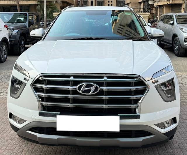 https://images10.gaadi.com/usedcar_image/4075562/original/processed_69ec1d232f0d6d105400dd7360810b79.jpg?imwidth=6400