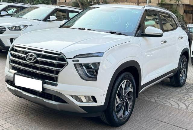 https://images10.gaadi.com/usedcar_image/4075562/original/processed_c099e470df8a90436cdcbdebf1fc650f.jpg?imwidth=6402