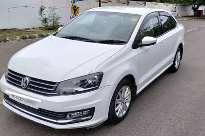 Volkswagen Vento 1.2 TSI Highline AT