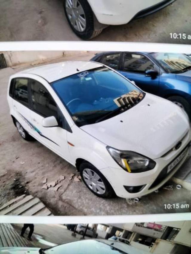 https://images10.gaadi.com/usedcar_image/4075755/original/processed_b9aee01c-6d76-4f8e-966e-849f06383c05.jpg?imwidth=6400