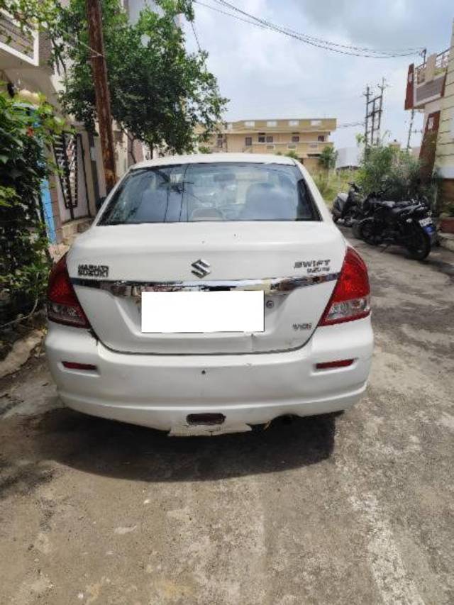 https://images10.gaadi.com/usedcar_image/4075895/original/processed_dc4f6e37-ed98-4e65-8e19-bd8d1368835c.jpg?imwidth=6402