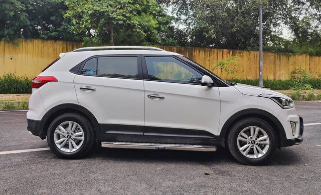 https://images10.gaadi.com/usedcar_image/4075998/original/4ad35d73c592941d889ab6906e3f4d4c.jpg?imwidth=6401