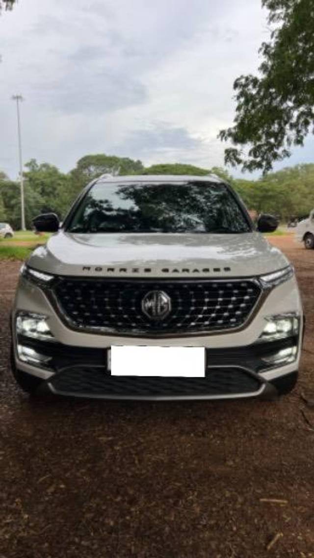 https://images10.gaadi.com/usedcar_image/4076113/original/processed_3f8d27b1-0b88-4c88-a122-11e98e403e66.jpeg?imwidth=6400