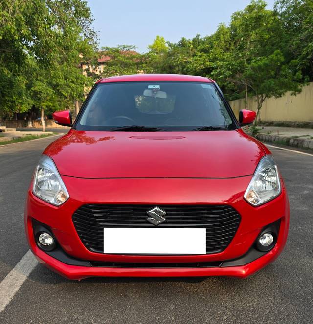 https://images10.gaadi.com/usedcar_image/4076205/original/processed_57d9d4405a79ab8dd85d362cae3985cc.jpg?imwidth=6400