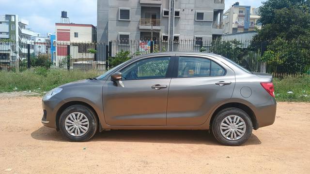 https://images10.gaadi.com/usedcar_image/4076236/original/4af14e132ba2cb493383f8344a798929.jpg?imwidth=6402