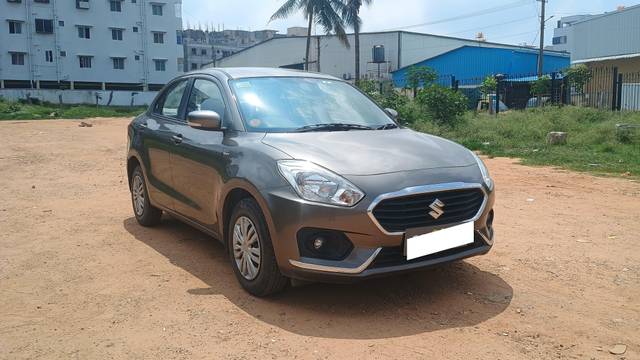 https://images10.gaadi.com/usedcar_image/4076236/original/processed_fd24de1a08044a5bed1c0e834f8fda43.jpg?imwidth=6400