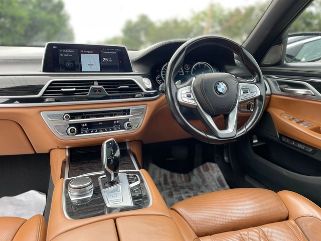 BMW 7 Series 730Ld M Sport Second-hand 2017 BMW 7 Series 730Ld M Sport for sale in Mumbai-9