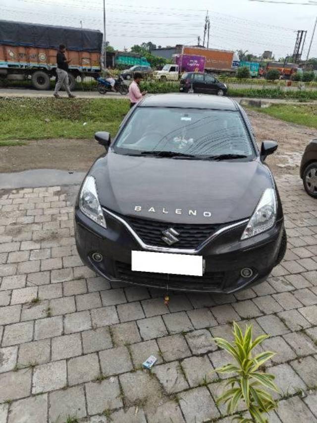 https://images10.gaadi.com/usedcar_image/4076276/original/processed_255f0b78-a0be-46d9-8fe3-966c34333b21.jpg?imwidth=6400