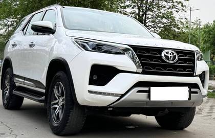 Toyota Fortuner 4X2 Diesel AT