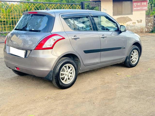 https://images10.gaadi.com/usedcar_image/4076431/original/processed_4f69ce6e795016fd64d85278f9159c08.jpg?imwidth=6402