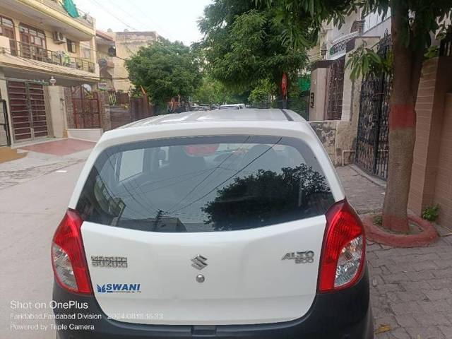 https://images10.gaadi.com/usedcar_image/4076773/original/processed_721eea2c-cfe5-4c2d-9a91-ce7b34bf5080.jpg?imwidth=6400